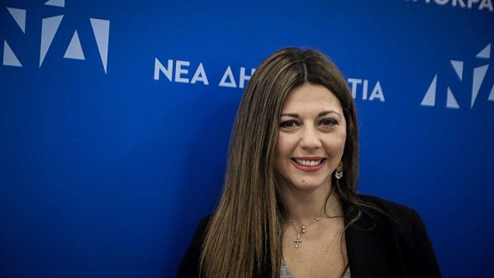 Ζαχαράκη εν μέσω “έκρηξης” της πανδημίας: Στις 14 Μαΐου ανοίγει ο τουρισμός