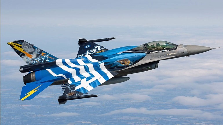 Το μήνυμα του πιλότου της ομάδας «Ζευς»: «Ψηλά τα βλέμματα και οι καρδιές»