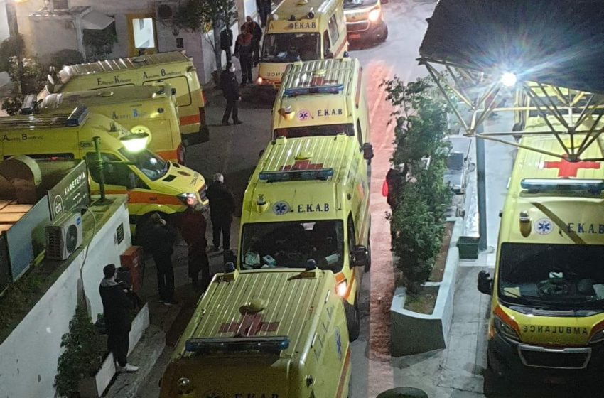 “Επιστράτευση” γιατρών: Από το “Ωσαννά” στο “Σταύρωσον” μια εφημερία δρόμος…