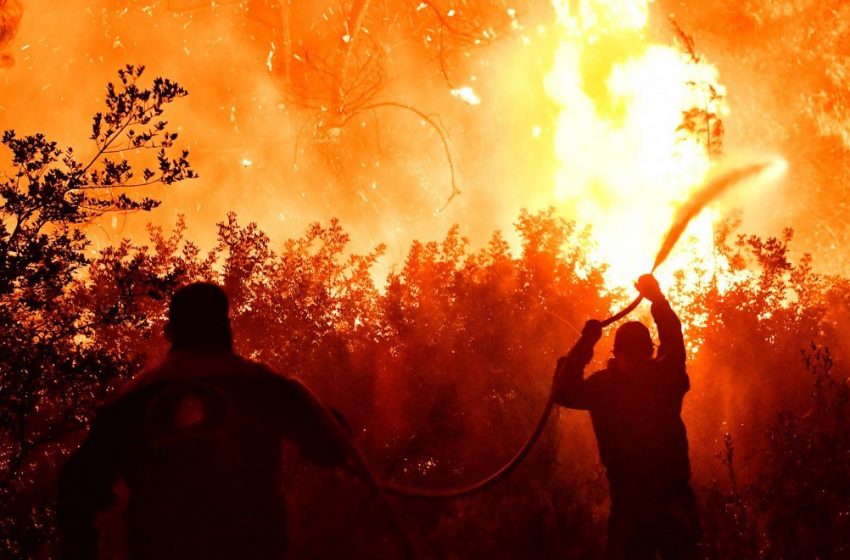 Σσσστ, το κράτος συσκέπτεται και η “Καθημερινή” περιγράφει την αποτυχία…