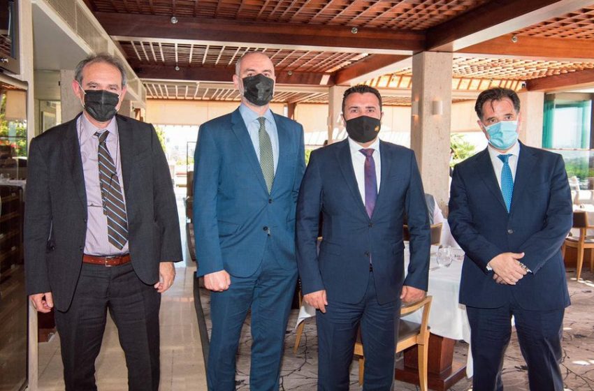 Πρωθυπουργός χωρίς χώρα;