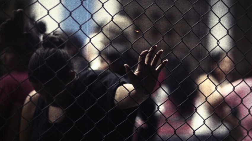 Φράχτες της ντροπής σε προσφυγικές δομές