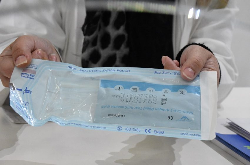 Τέλος από τις 19 Ιουνίου η διάθεση δωρεάν self test στα φαρμακεία