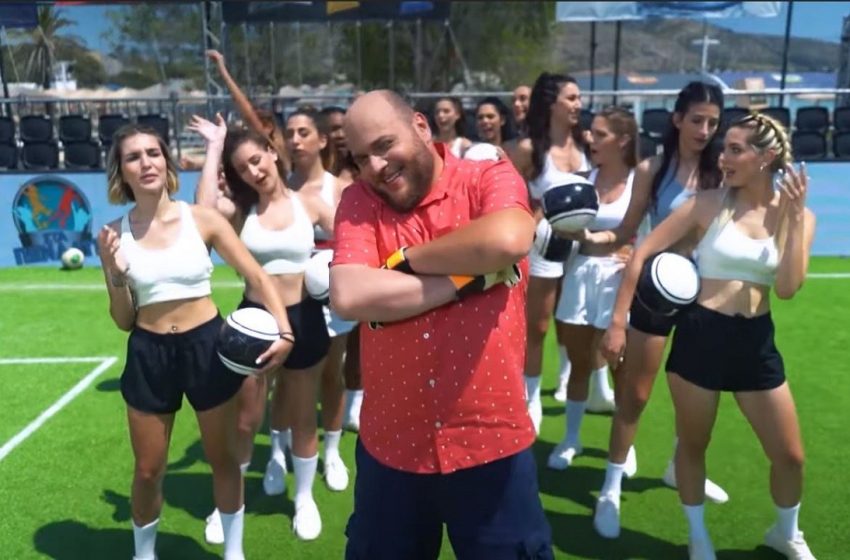 Γυναικείες ποδοσφαιρικές ομάδες ζητούν τη διακοπή του σεξιστικού σόου «Στα πέναλτι» του ΑΝΤ1