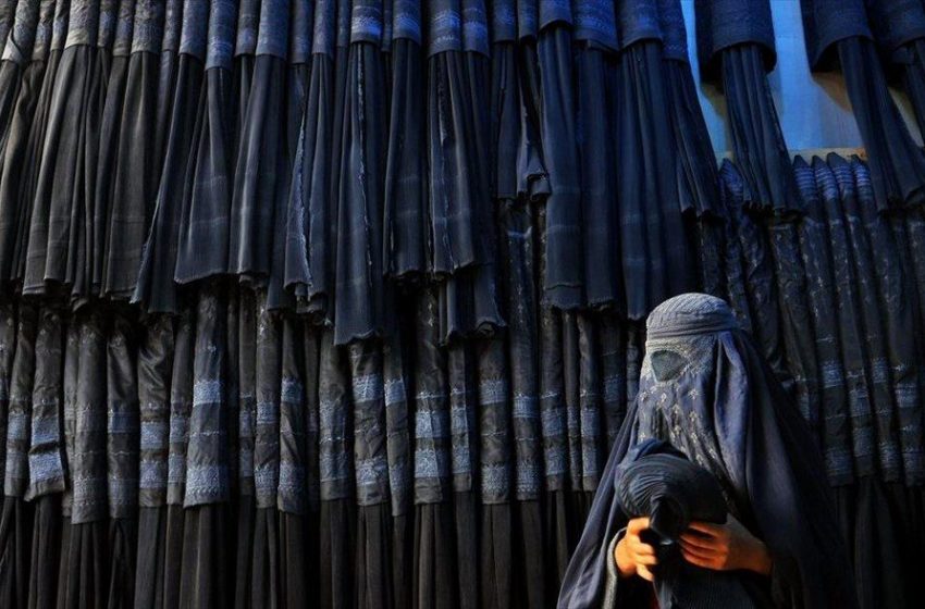 Π. Παπακωνσταντίνου/ Αυτοκρατορική Ύβρις, ερεβώδης Νέμεσις