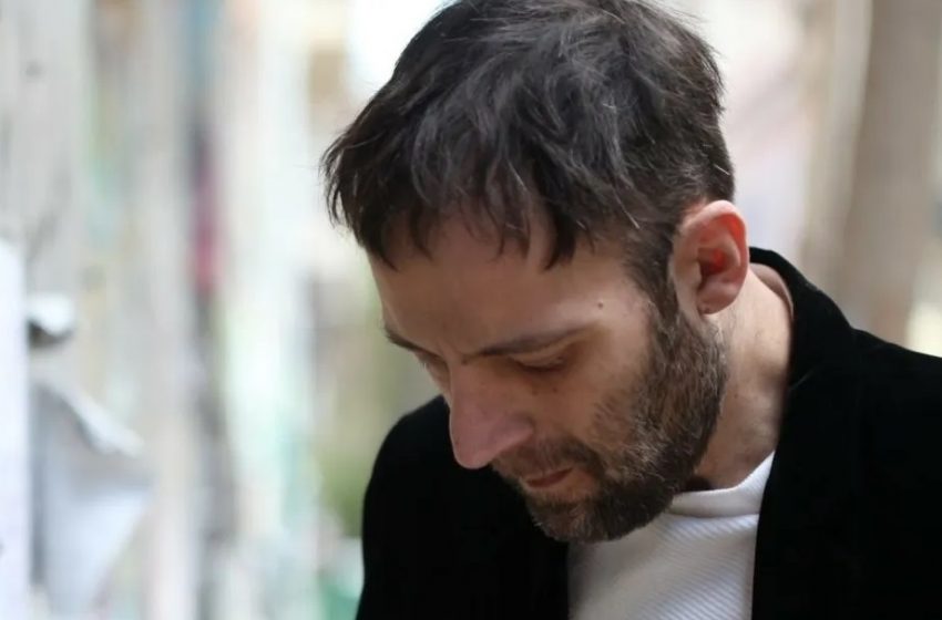 Η απάντηση του Αύγουστου Κορτώ στην Λατινοπούλου: Ομορφιά χωρίς ελευθερία δεν έχει νόημα