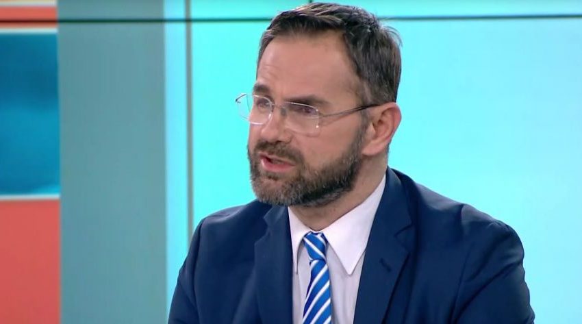 Αδ. Γεωργιάδης: «Πολύ υπερβολική» η διαθεσιμότητα Μπαλάσκα για τις δηλώσεις του όσο αφορά την γυναικοκτονία στα Γλυκά Νερά