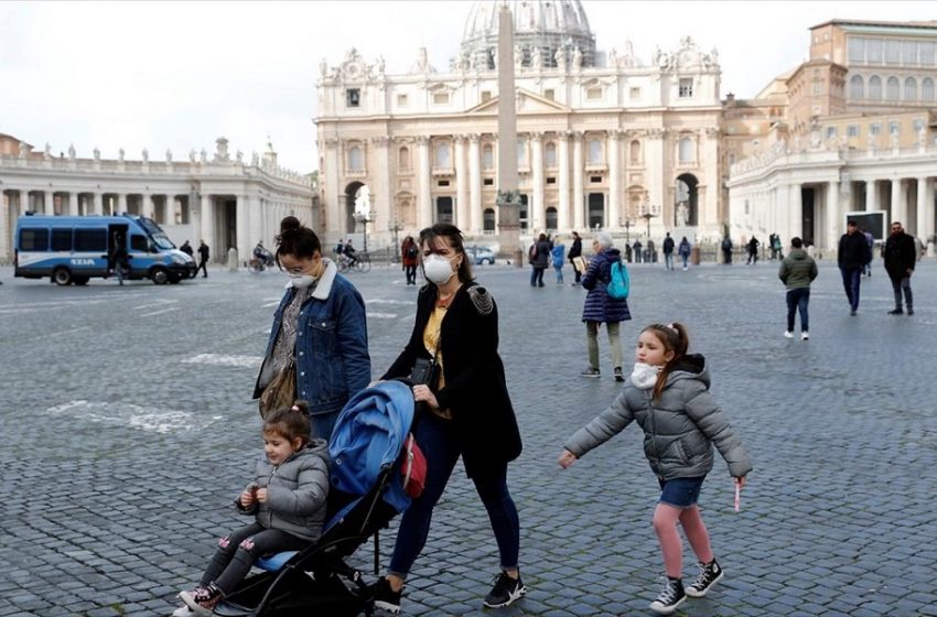 Ιταλία: Προς υποχρεωτικό εμβολιασμό των εκπαιδευτικών