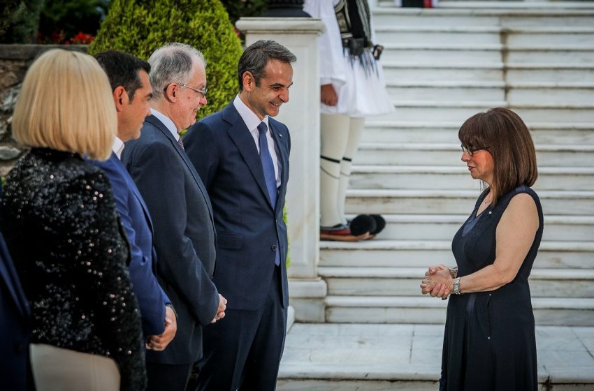 Το μεγάλο ρίσκο ενός εκλογικού αιφνιδιασμού- Υποχρεωτικότητα, αντιεμβολιαστές και οικονομία…