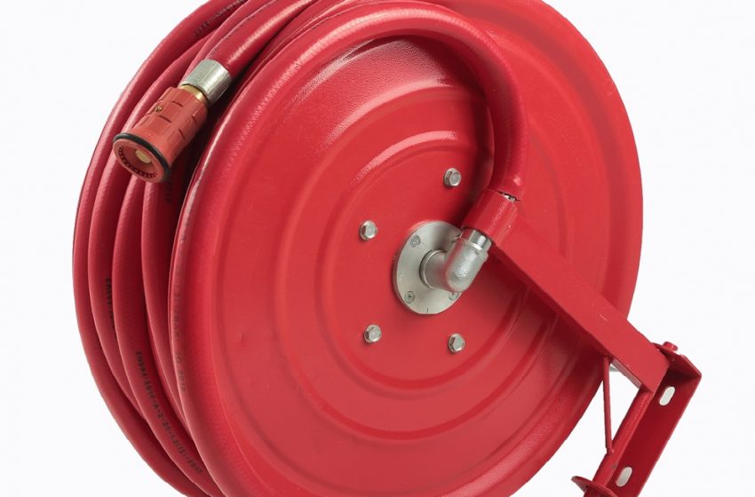 Με τη μάνικα στο χέρι