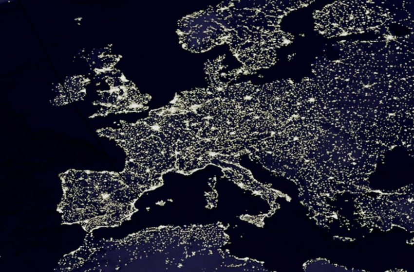 Bloomberg: Κίνδυνος black out πάνω από την Ευρώπη