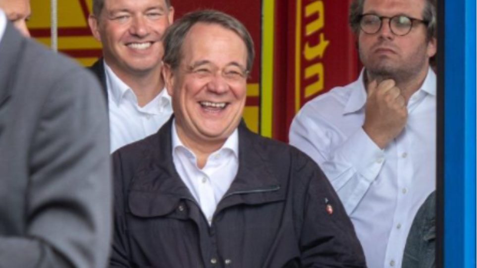 Το γέλιο του Λάσετ