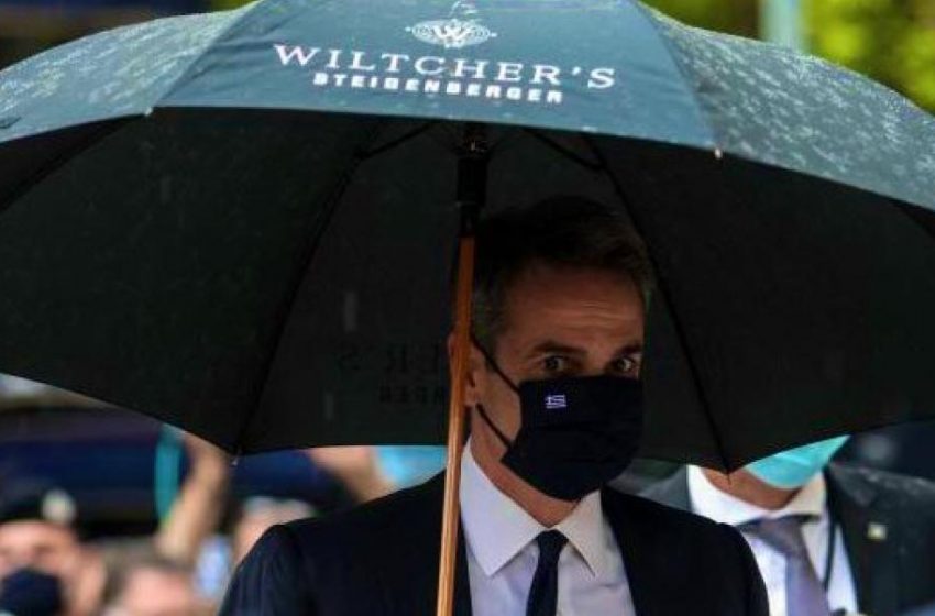 Το ξενοδοχείο The Wiltcher’s τρολάρει τον Έλληνα πρωθυπουργό: «Α, και την ψάχναμε αυτή την ομπρέλα»