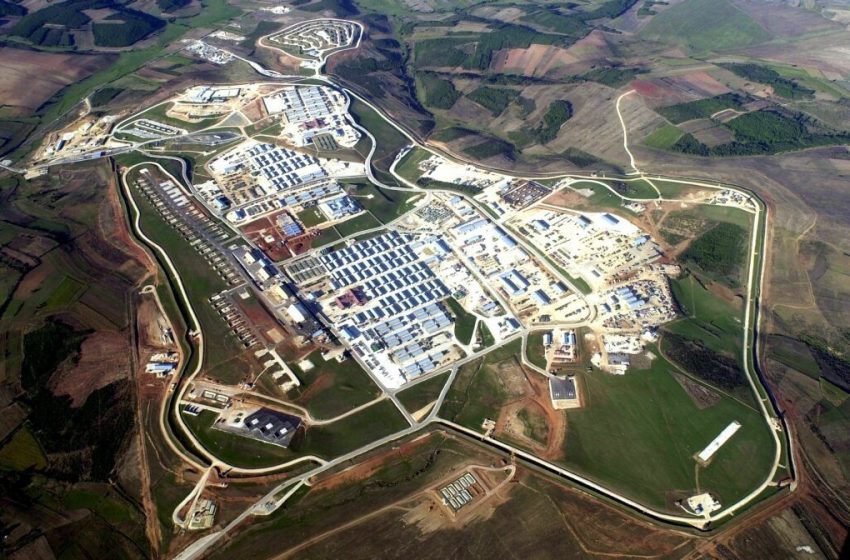 Το Κοσσυφοπέδιο παραχωρεί στρατόπεδο στις ΗΠΑ κι εμείς επιχειρησιακή ελευθερία