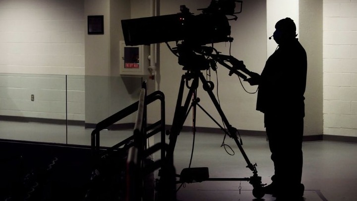 Χιλιάδες μέλη τηλεοπτικών και κινηματογραφικών συνεργείων στις ΗΠΑ προχωρούν σε απεργία