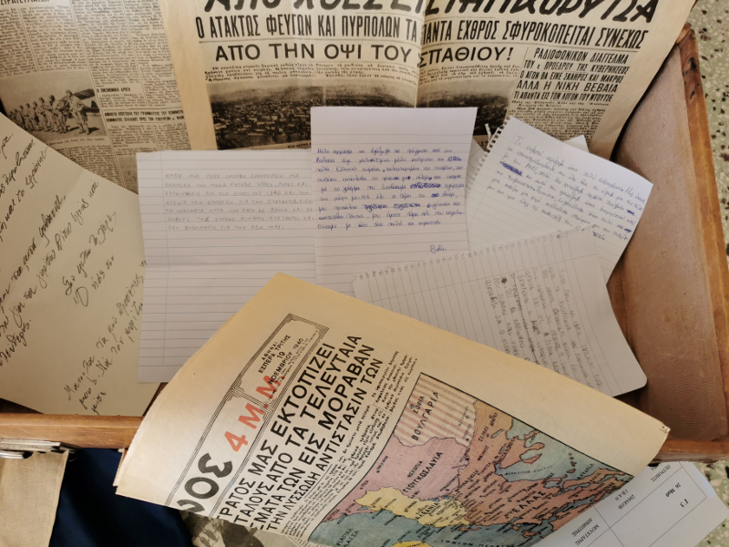 Η «Βαλίτσα του Στρατιώτη»- Μια βαλίτσα γεμάτη πόλεμο και ειρήνη ανοίγει μπροστά&hellip;