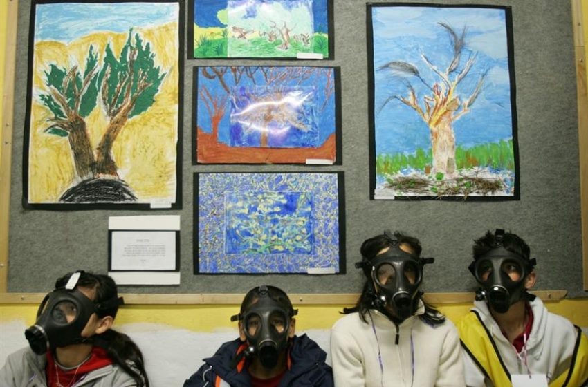 Ισραήλ: Το θανατηφόρο στέλεχος Ωμέγα έκλεισε την κυβέρνηση σε πυρηνικά καταφύγια