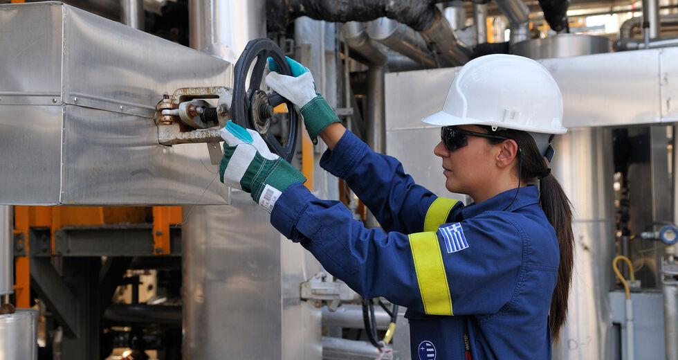 ΔΟΕ: Η Ευρώπη να ετοιμάζεται για πλήρη διακοπή του ρωσικού φυσικού αερίου