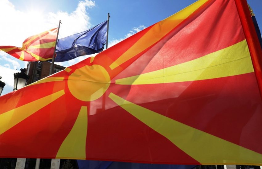 Νίκος Κοτζιάς: Κρίση στη Βόρεια Μακεδονία – Χρειάζεται σοβαρότητα και ευθύνη