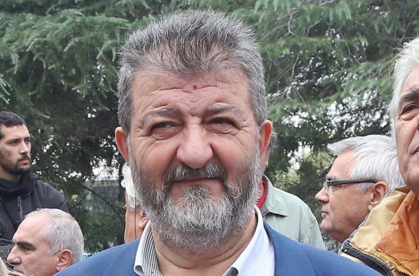 Σίμος Θ. Δανιηλίδης/ Αρκετά δισ. ευρώ ενθυλάκωσαν οι έμποροι της υγείας…