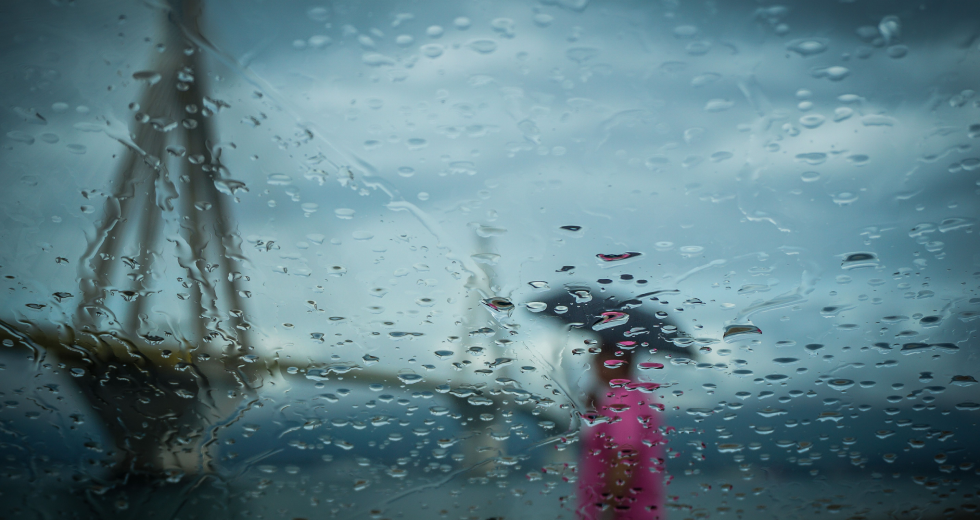 Επιμένει η κακοκαιρία με βροχές και ανέμους έως 8 μποφόρ