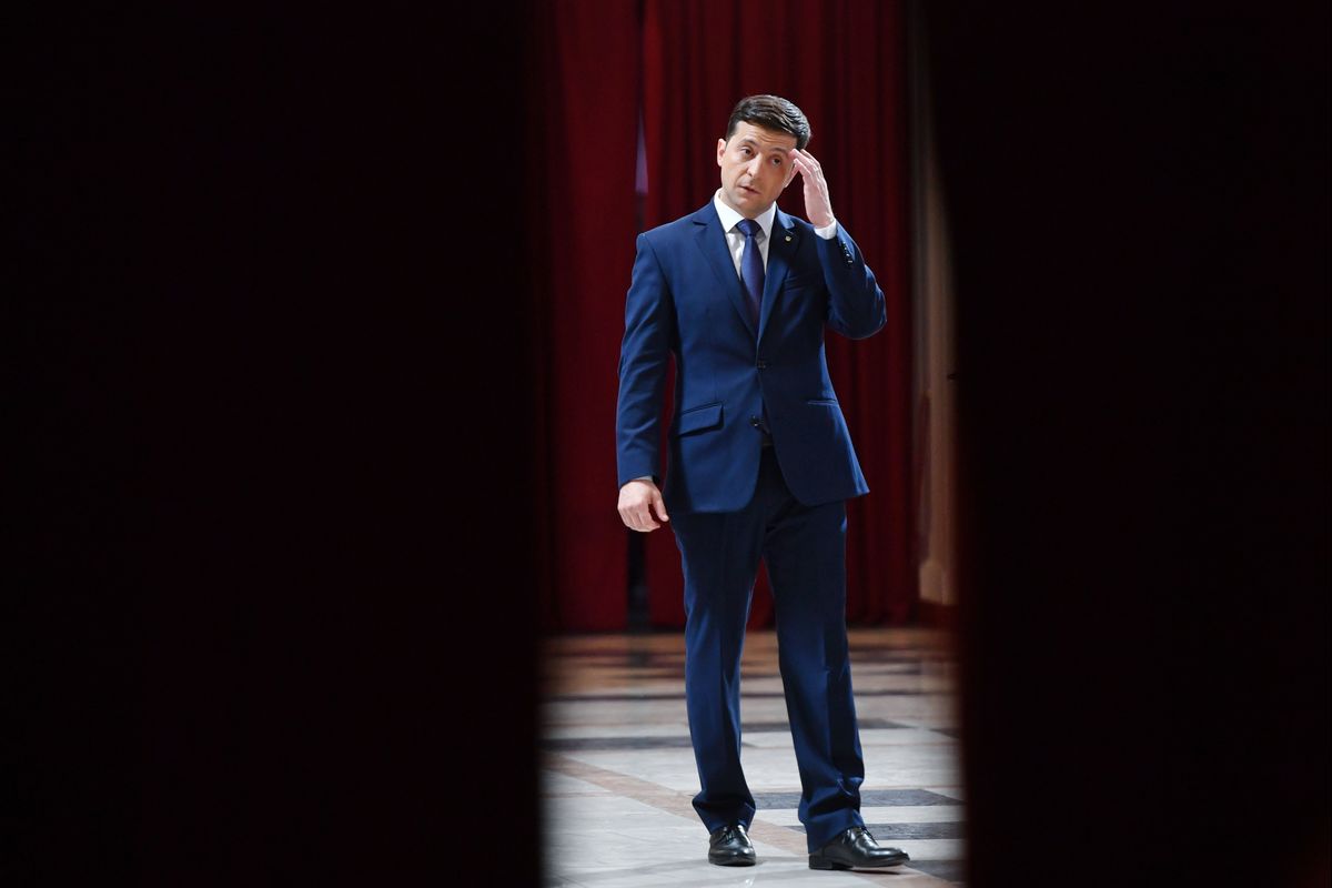 Ζελένσκι: Τρία βίντεο για τον κωμικό που έγινε (για τη Δύση” “ήρωας πολέμου”…