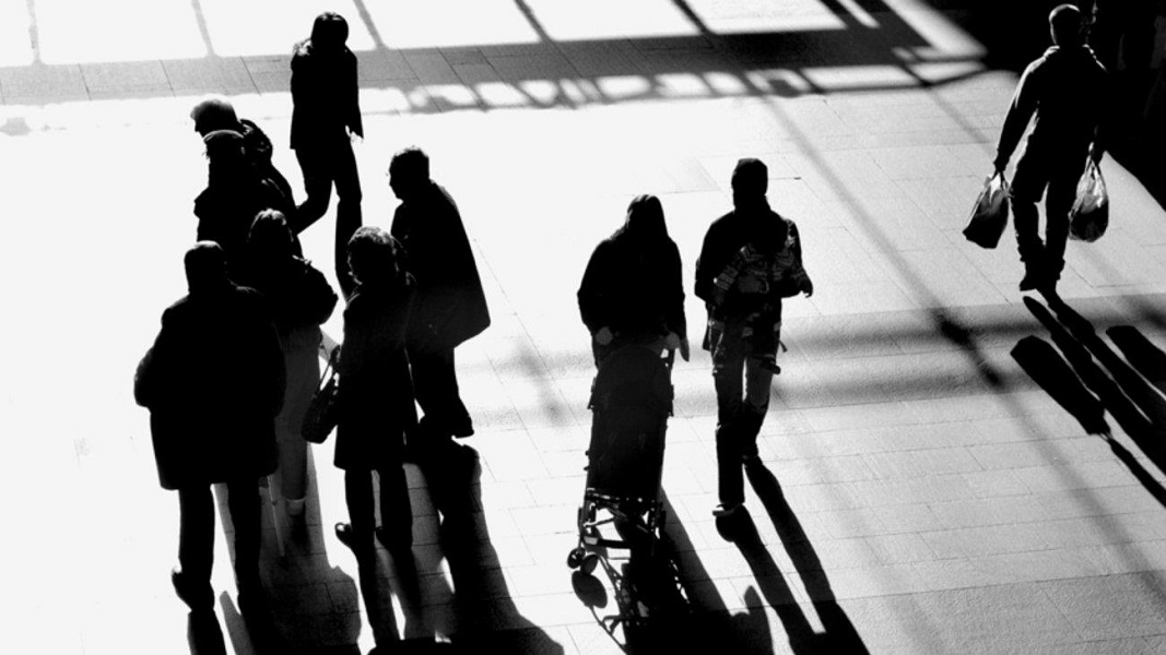 Προϋπολογισμός 2025: Ασκήσεις ισορροπίας μεταξύ δημοσιονομικής πειθαρχίας και στήριξης των ευάλωτων