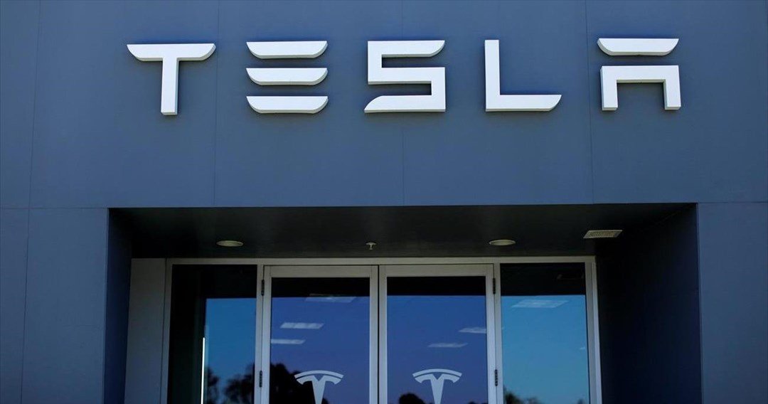Tesla: “Ο πόλεμος δασμών θα μας κοστίσει ακριβά”