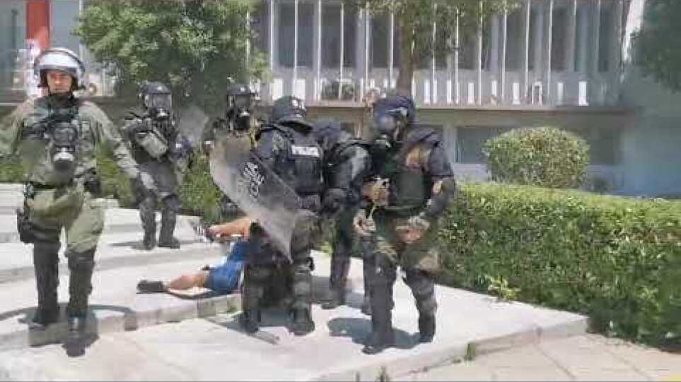 Θέλουν νεκρούς;