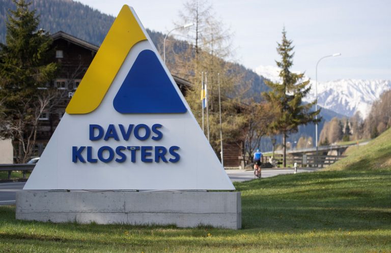 Νταβός: Ερχεται οικονομική καταιγίδα προειδοποιούν επιχειρηματίες και αρχηγοί κρατών