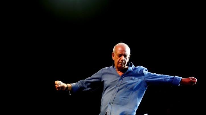 10 χρόνια χωρίς τον Δημήτρη Μητροπάνο – Μεγάλη συναυλία προς τιμήν του