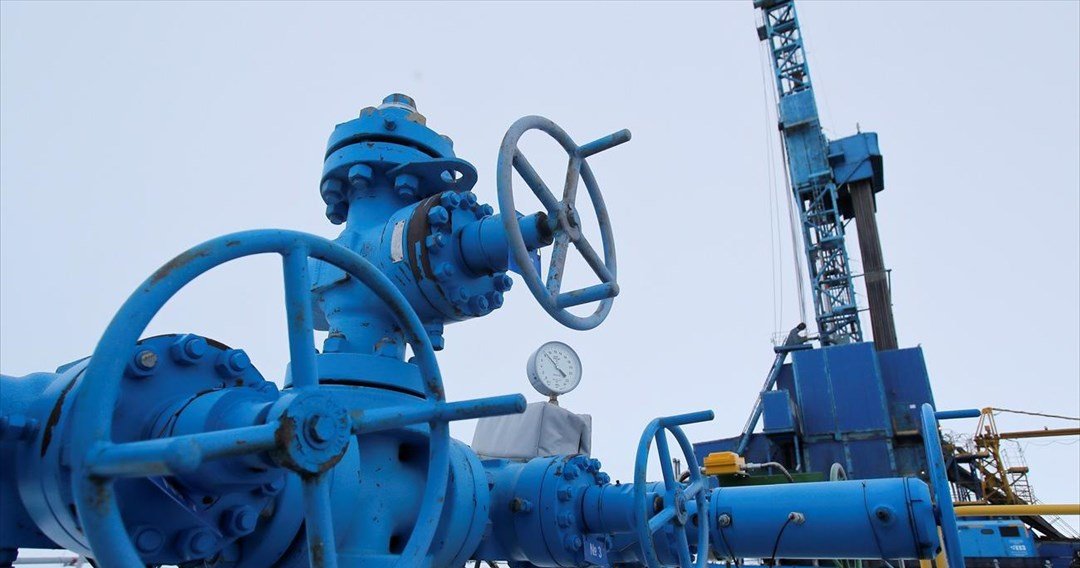 ΗΠΑ: Κάτω από τα 100 δολάρια το βαρέλι η τιμή του αμερικανικού αργού