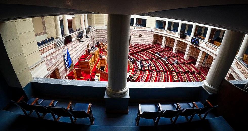 Exit Poll: Οι έδρες με βάση τα πρώτα αποτελέσματα και το νέο κόμμα στη Βουλή – Δηλώσεις ΥΠΕΣ