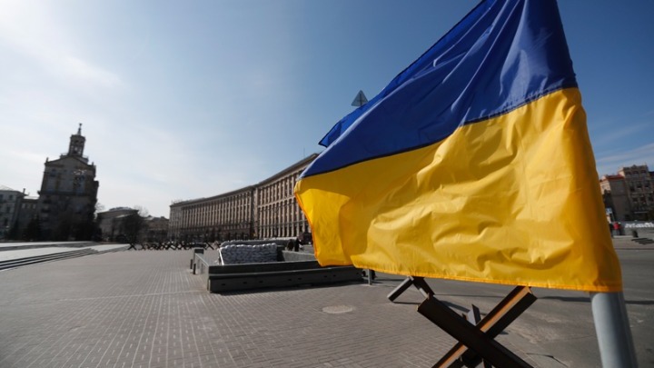 Φαρίντ Ζακάρια / Μια πειστικότερη διαχωριστική γραμμή