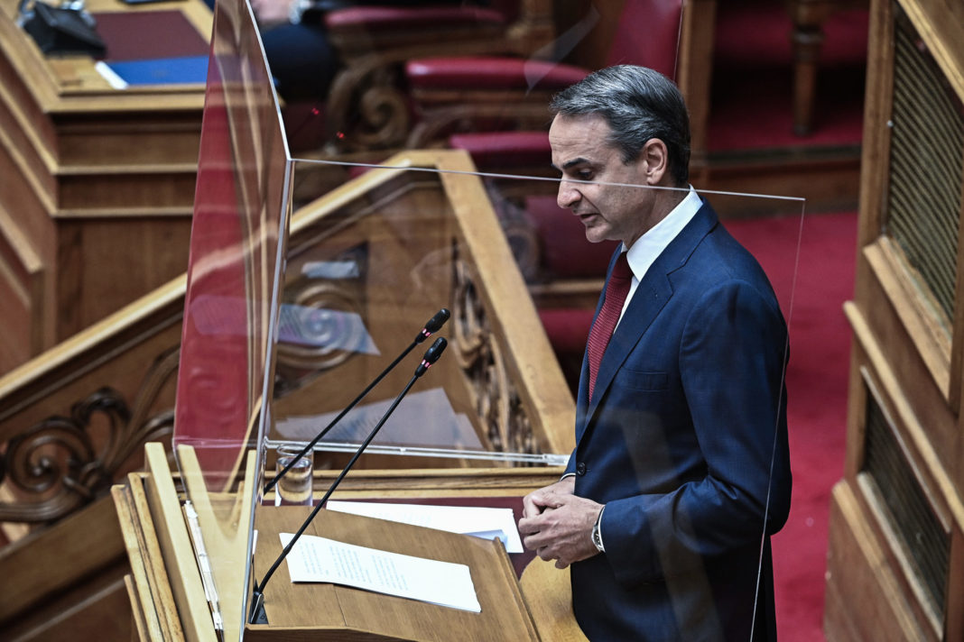 Μητσοτάκης στη Βουλή: Από 1/1/ 2023 καταργείται για όλους η εισφορά αλληλεγγύης&hellip;