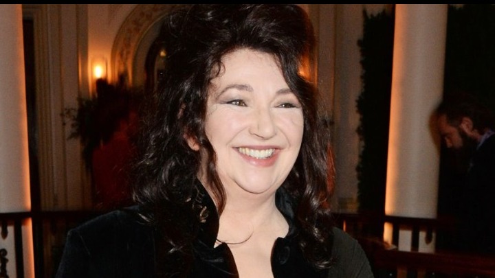 Η Κέιτ Μπους κατέρριψε τρία ρεκόρ Γκίνες με το «Running Up That Hill»