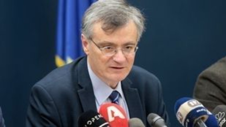 Τσιόδρας: Η πανδημία είναι εδώ για να μείνει