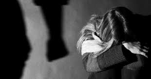 Τα παιδιά που μένουν πίσω: Τα ανήλικα θύματα των γυναικοκτονιών