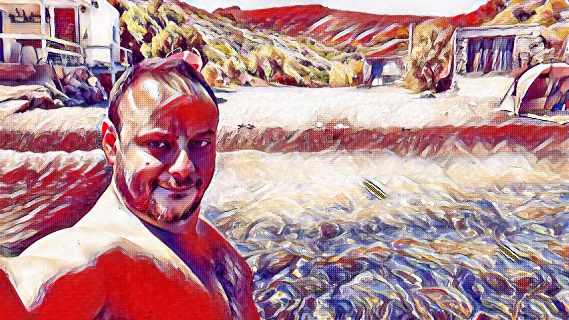 Θε-Αθήναι, Ενταύθα