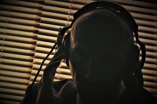 Όλα στο …ημίφως- Δύο σοβαρά λάθη του πρωθυπουργού