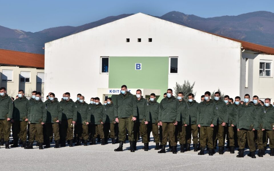 Όπισθεν ολοταχώς: Εκτός ΑΕΙ θα περιπολεί η πανεπιστημιακή αστυνομία