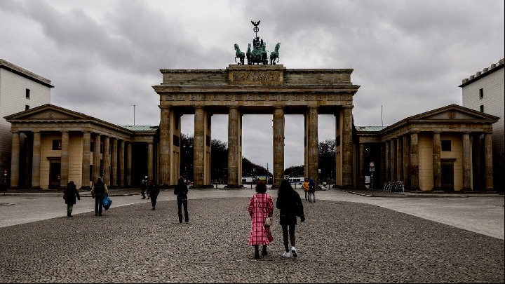 Γερμανία: Πακέτο στήριξης 13 δισ. για καταναλωτές και επιχειρήσεις