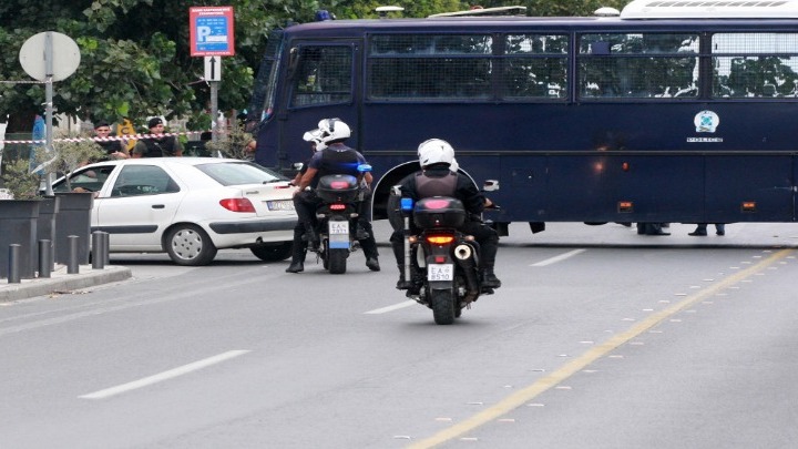 Κολλέγιο Αθηνών: Δεν βρέθηκαν εξωσχολικοί με μαχαίρια – Προσήχθη υπάλληλος ασφαλείας