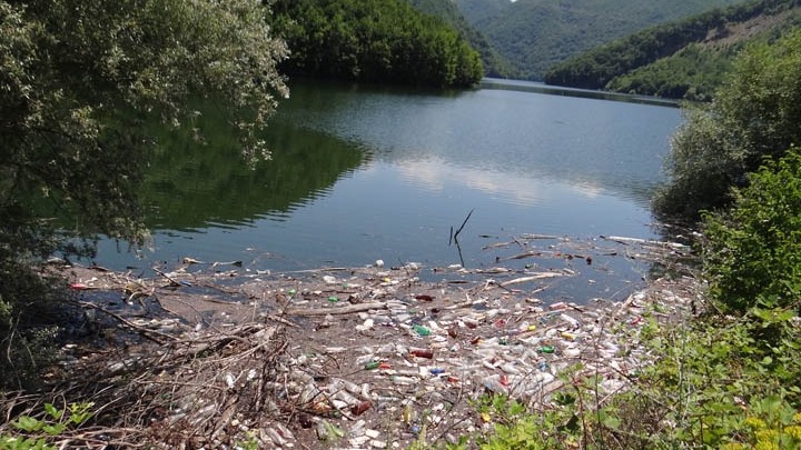 Στεφάν Φουκάρ / Kλίμα και ρύπανση, κίνδυνος για το νερό