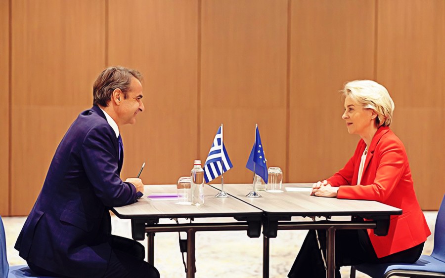 Μητσοτάκης στο Bloomberg: Ώρα για πλαφόν στο φυσικό αέριο