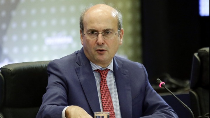 Κωστής Χατζηδάκης: Η ανεργία μειώθηκε κατά 5,1% την τελευταία τριετία