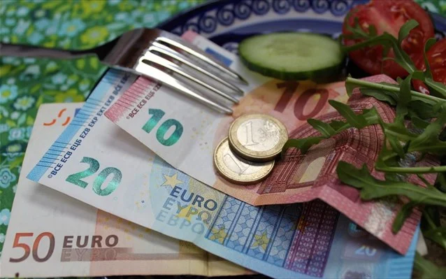 Κατερίνα Τζωρτζινάκη / Μήπως πεινάς;