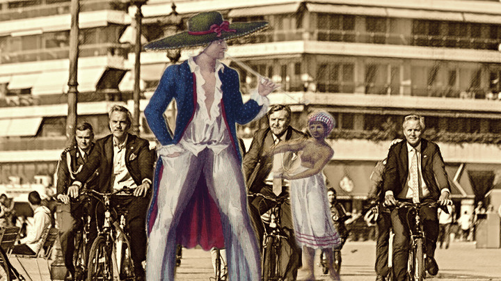 Εικόνες “μπανανίας” στη Θεσσαλονίκη: Έκλεισαν την λεωφόρο Νίκης για να κάνει ποδηλατάδα&hellip;