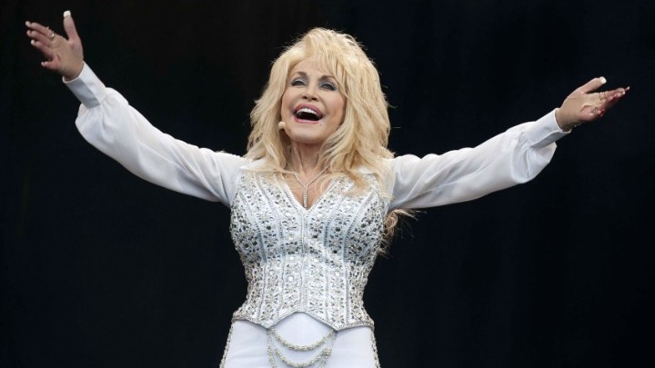 Η Ντόλι Πάρτον στο Rock and Roll Hall of Fame