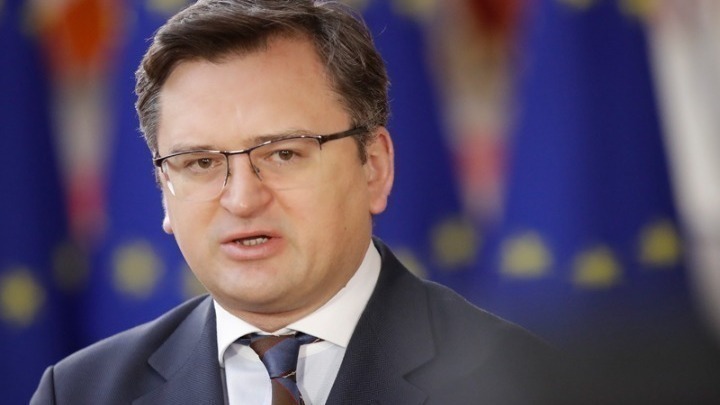 Κουλέμπα: Η Ρωσία φέρει «ακέραια την ευθύνη» για την πτώση του πυραύλου στην Πολωνία
